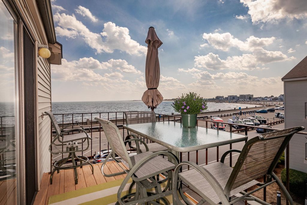 Image 1 of property listing at 463 Ocean Blvd Unit B13, Hampton, NH 03842