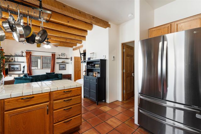 3101 La Paz Lane, Santa Fe, NM 87507