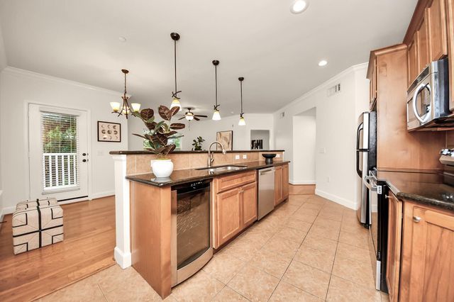 2203 Dorrington Street 106, Houston, TX 77030