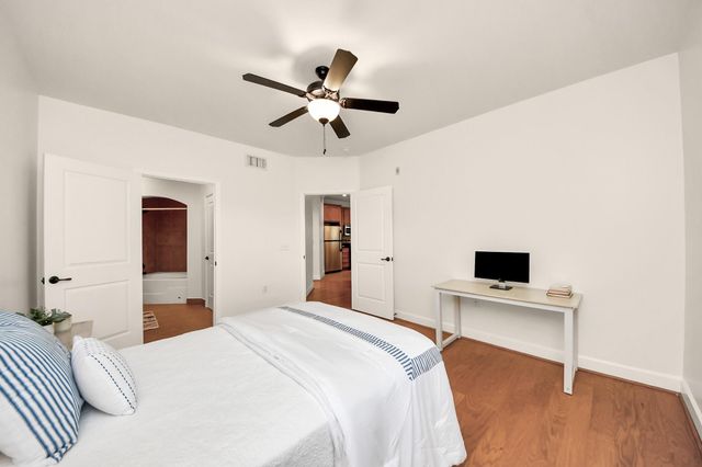 2203 Dorrington Street 106, Houston, TX 77030
