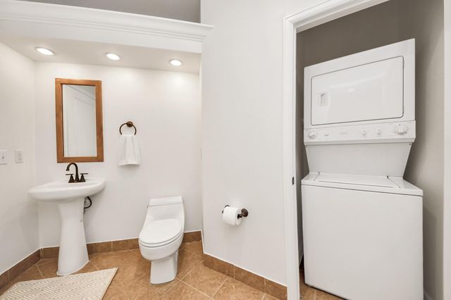 2203 Dorrington Street 106, Houston, TX 77030