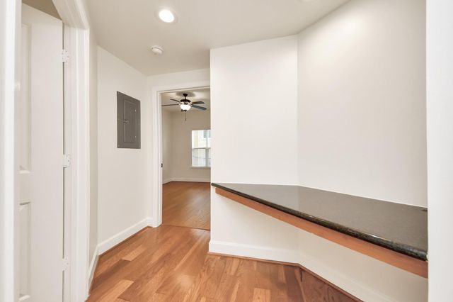 2203 Dorrington Street 106, Houston, TX 77030