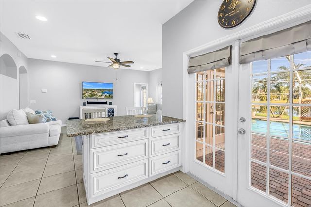 22554 CLIFFSIDE WAY, Land O Lakes, FL 34639