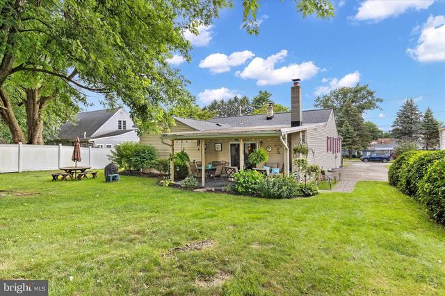 603 W KELLER ST, Mechanicsburg, PA 17055