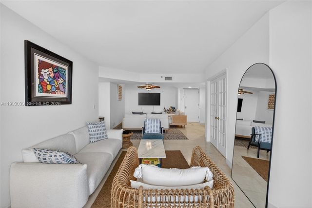 1000 Island Boulevard 2105, Aventura, FL 33160