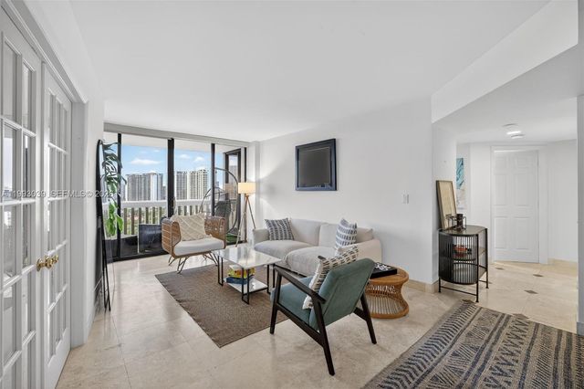 1000 Island Boulevard 2105, Aventura, FL 33160