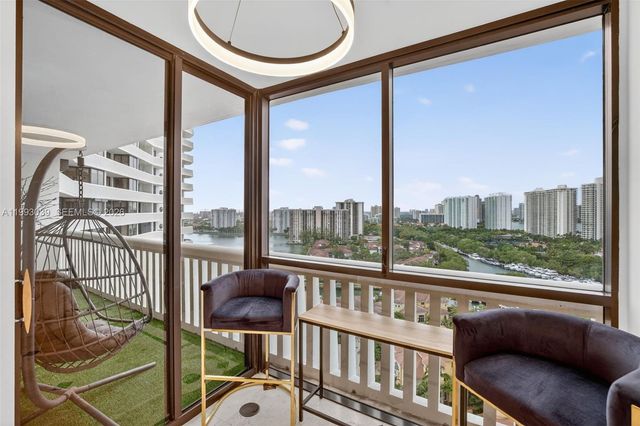 1000 Island Boulevard 2105, Aventura, FL 33160