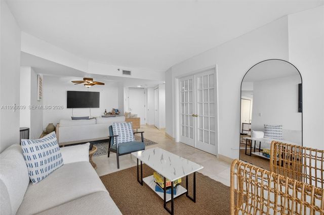 1000 Island Boulevard 2105, Aventura, FL 33160