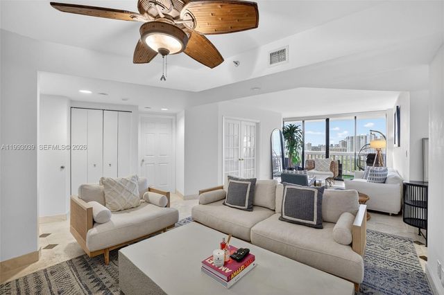 1000 Island Boulevard 2105, Aventura, FL 33160