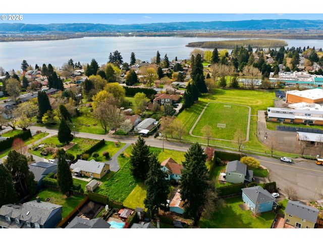 9017 Nw 21ST Ave, Vancouver, WA 98665