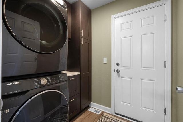 715 S 4th Street, Atchison, KS 66002