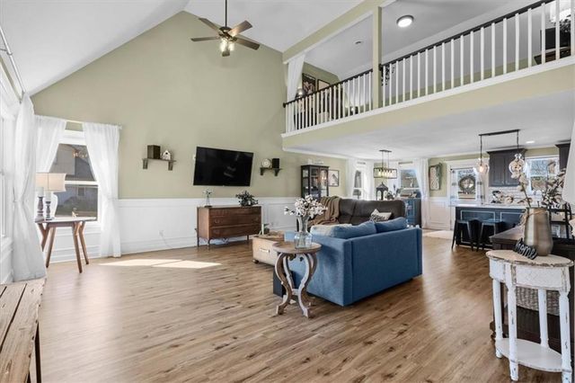 715 S 4th Street, Atchison, KS 66002