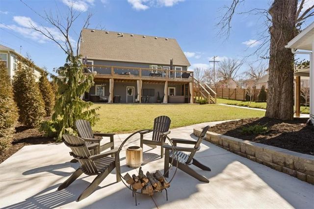 715 S 4th Street, Atchison, KS 66002