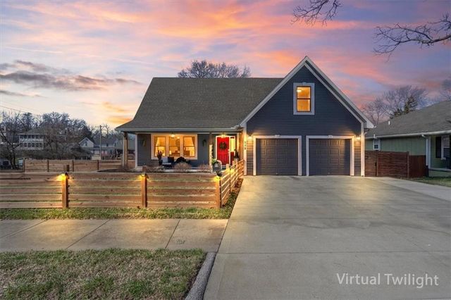 715 S 4th Street, Atchison, KS 66002