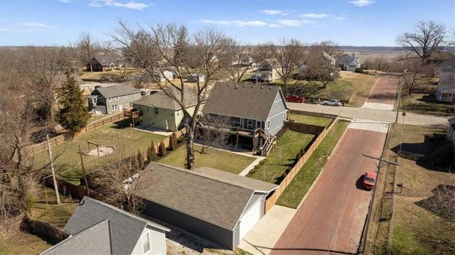 715 S 4th Street, Atchison, KS 66002