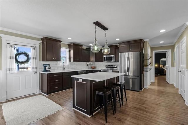 715 S 4th Street, Atchison, KS 66002