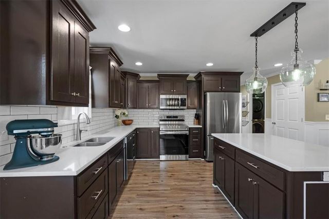 715 S 4th Street, Atchison, KS 66002