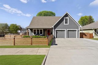 715 S 4th Street, Atchison, KS 66002