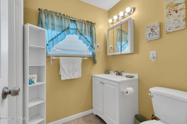 413 Twin Lakes Boulevard, Little Egg Harbor, NJ 08087