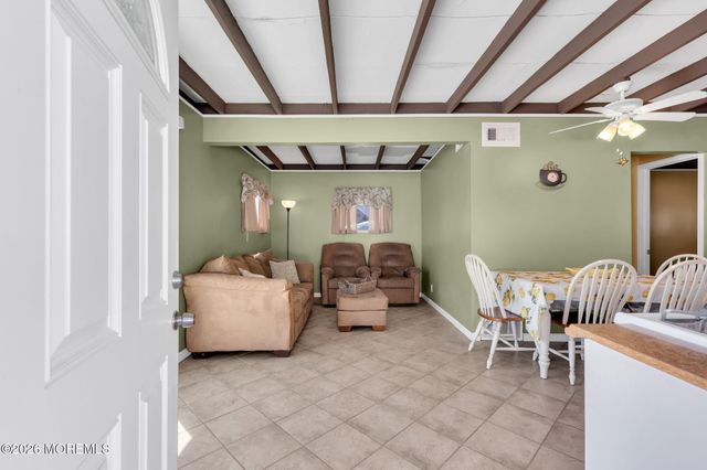 413 Twin Lakes Boulevard, Little Egg Harbor, NJ 08087