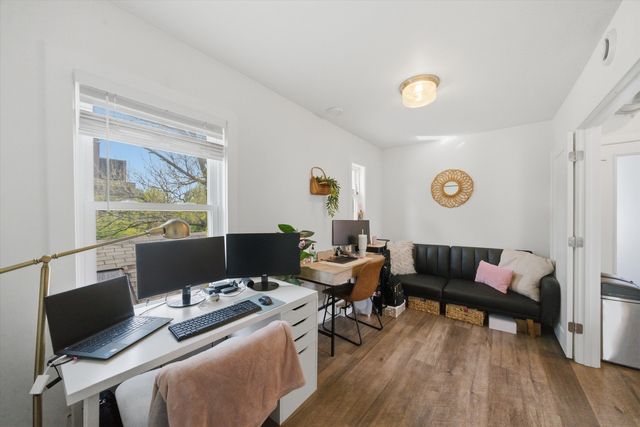 1722 W Wabansia Avenue, Chicago, IL 60622