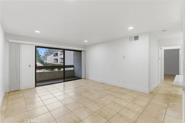 600 W 3rd Street A210, Santa Ana, CA 92701