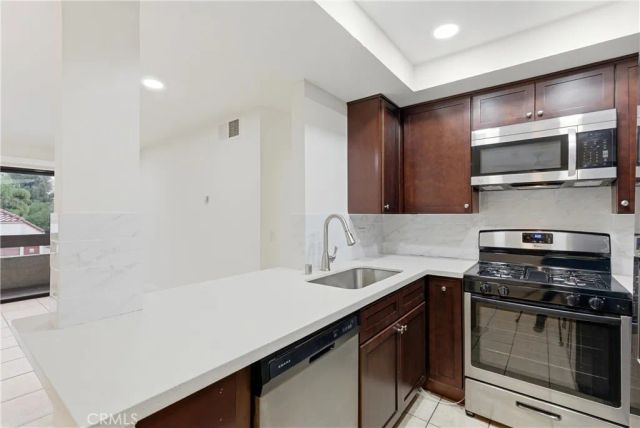 600 W 3rd Street A210, Santa Ana, CA 92701