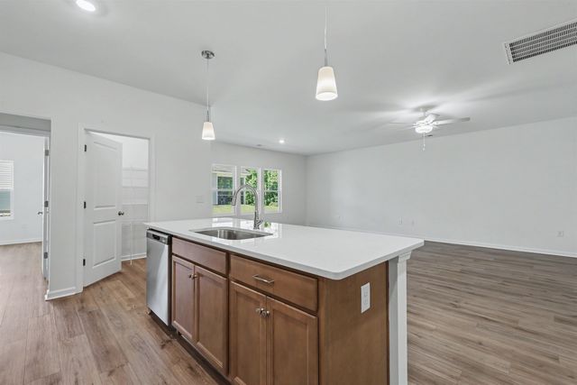 159 Bolsin Ct, Conway, SC 29526