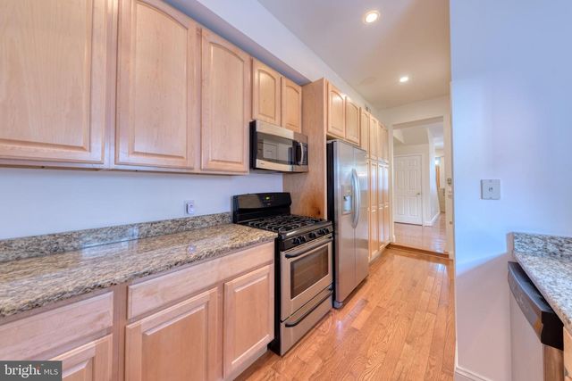 1818 BANK ST, Baltimore, MD 21231