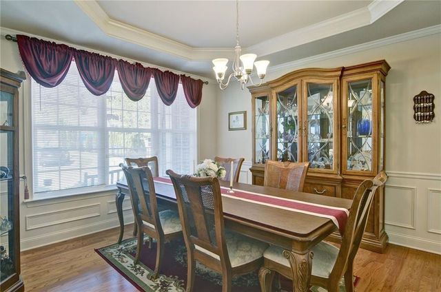 503 Lakeview Court, Woodstock, GA 30188