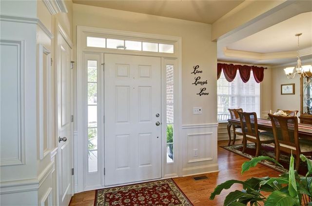 503 Lakeview Court, Woodstock, GA 30188