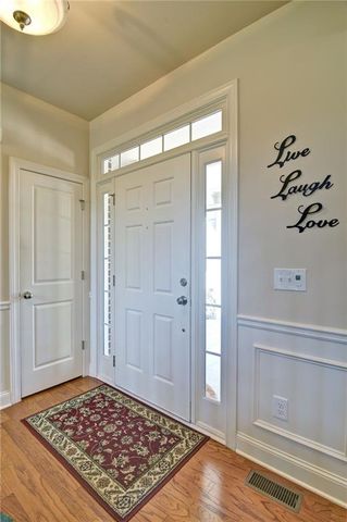 503 Lakeview Court, Woodstock, GA 30188