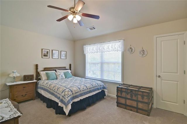 503 Lakeview Court, Woodstock, GA 30188