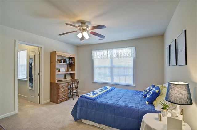 503 Lakeview Court, Woodstock, GA 30188