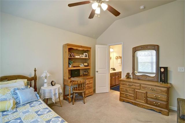 503 Lakeview Court, Woodstock, GA 30188