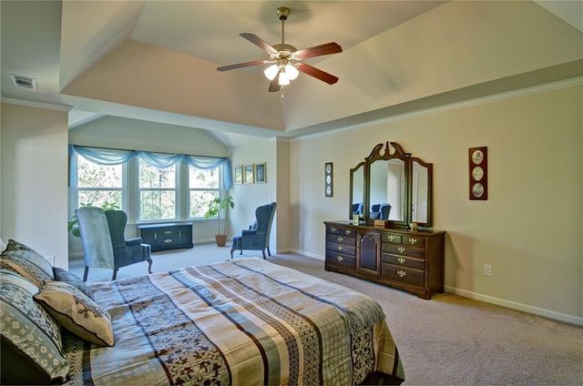 503 Lakeview Court, Woodstock, GA 30188