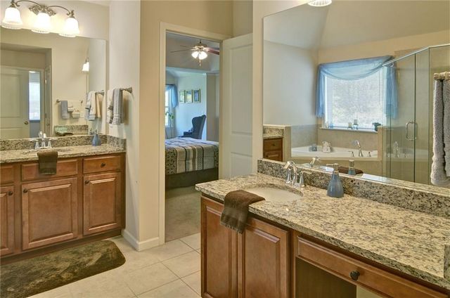 503 Lakeview Court, Woodstock, GA 30188