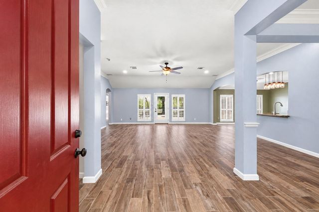 16903 Mustang Trail Drive, Magnolia, TX 77355