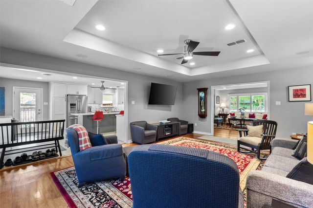 1035 Waterford Drive, Dallas, TX 75218
