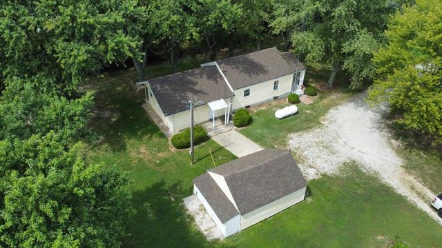 3676 E Ponderosa Lane, Springfield, MO 65803