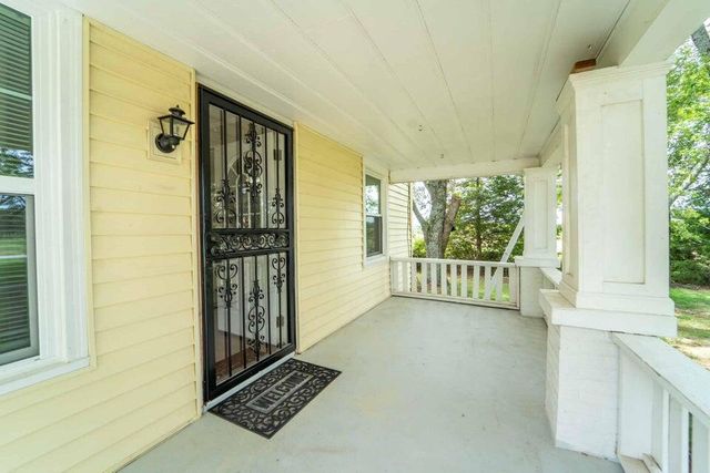 3676 E Ponderosa Lane, Springfield, MO 65803