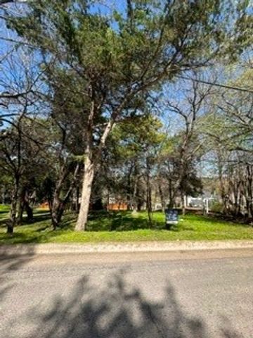 603 W Red Bird Lane, Duncanville, TX 75116