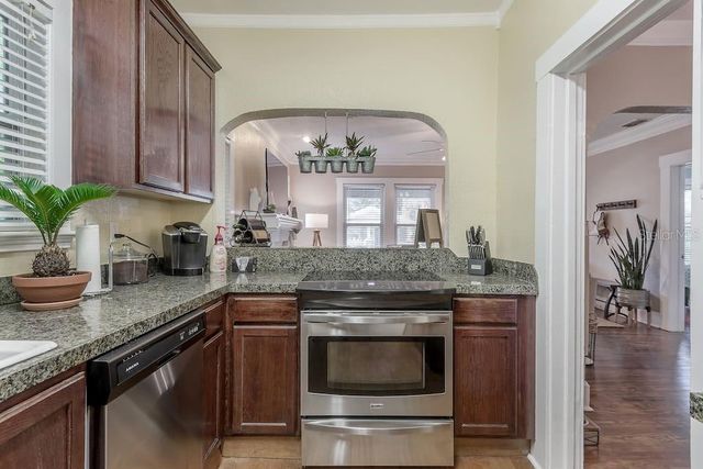 114 W CAYUGA STREET, Tampa, FL 33603