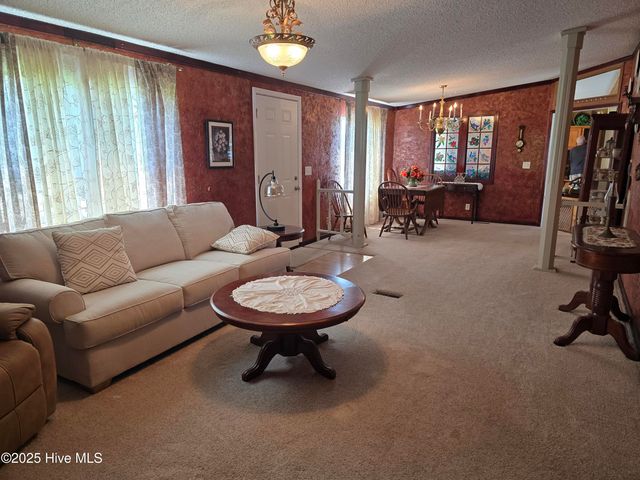 1391 Schoolhouse Road, Elizabeth City, NC 27909