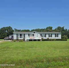 1391 Schoolhouse Road, Elizabeth City, NC 27909