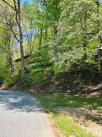 128 W Orchard Street, Old Fort, NC 28762