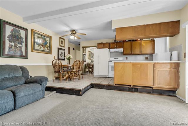 21731 Concord Street, Southfield, MI 48076