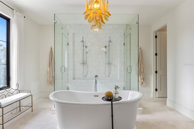 706 W AMELIA AVENUE, Tampa, FL 33602