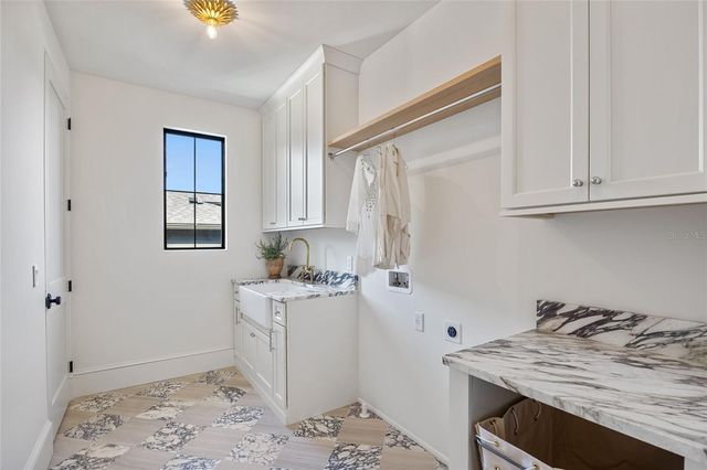 706 W AMELIA AVENUE, Tampa, FL 33602