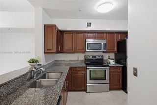 2451 Centergate Drive 303, Miramar, FL 33025